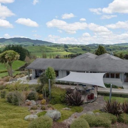 Above The River Karapiro Bed & Breakfast Exterior foto