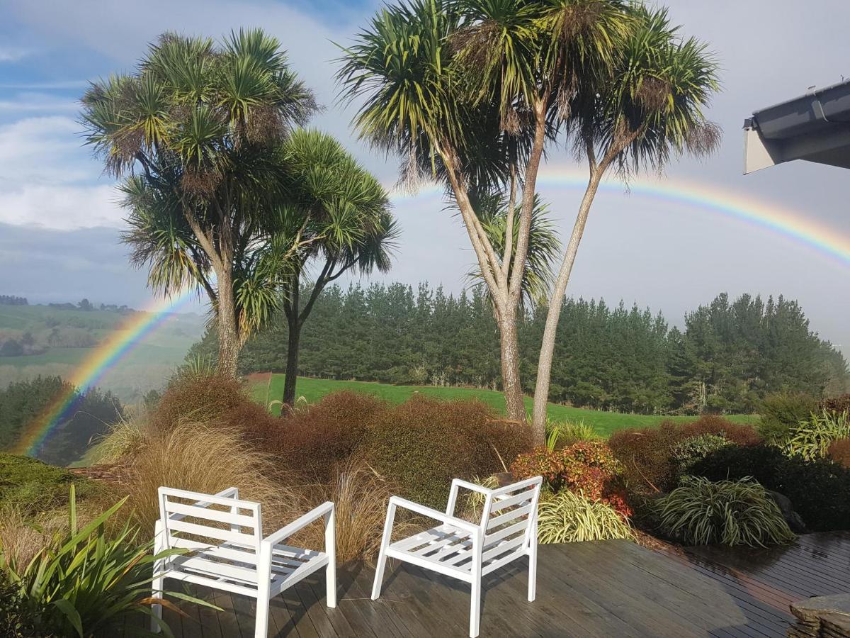 Above The River Karapiro Bed & Breakfast Exterior foto
