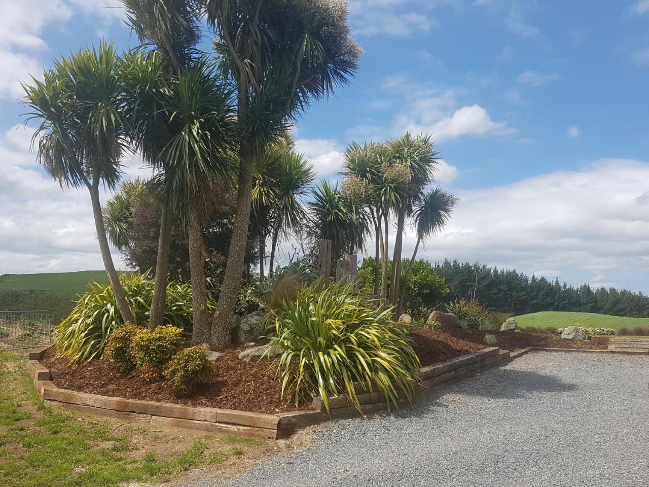 Above The River Karapiro Bed & Breakfast Exterior foto