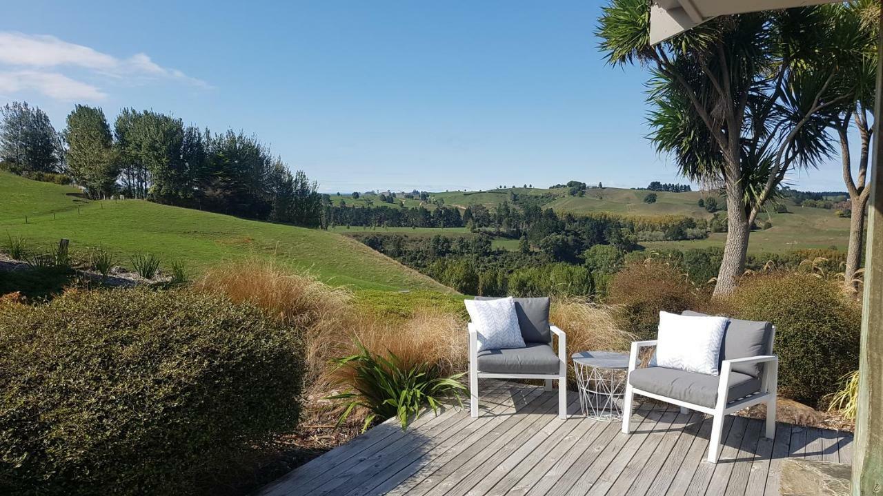 Above The River Karapiro Bed & Breakfast Exterior foto
